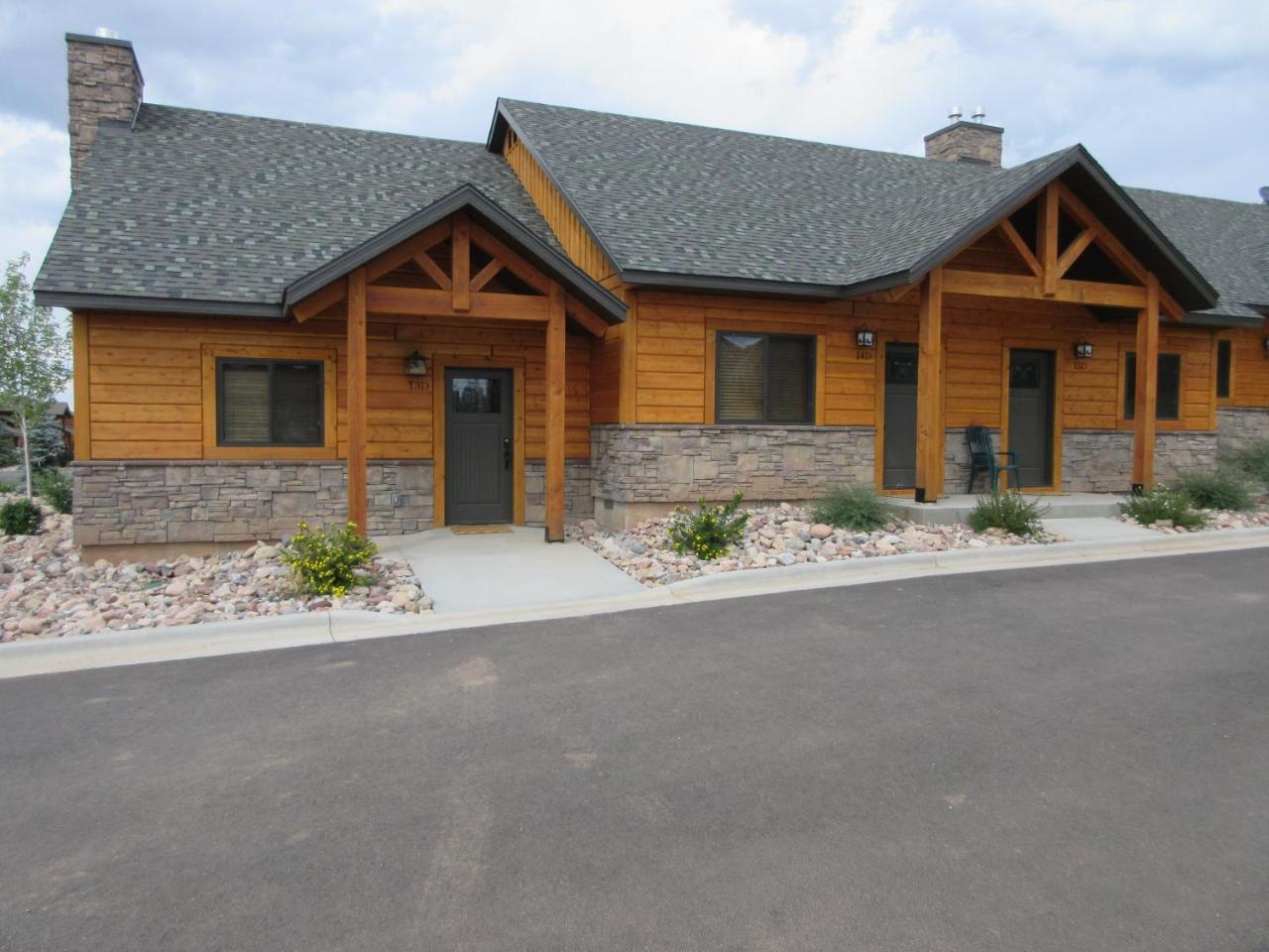 Townhomes On The Green Afton Exterior photo