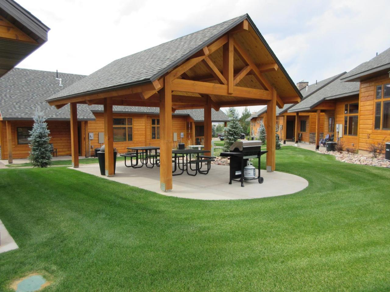 Townhomes On The Green Afton Exterior photo
